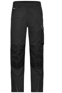 JN878_black_115833.jpg