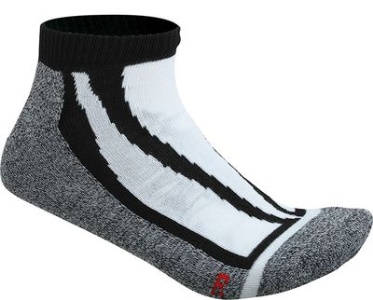 JN209_black_75384.jpg